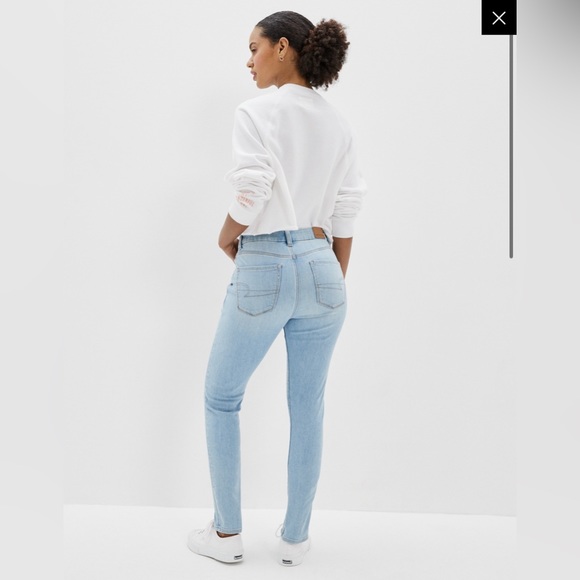 American Eagle Outfitters Curvy High Rise Jegging - Picture 2 of 8
